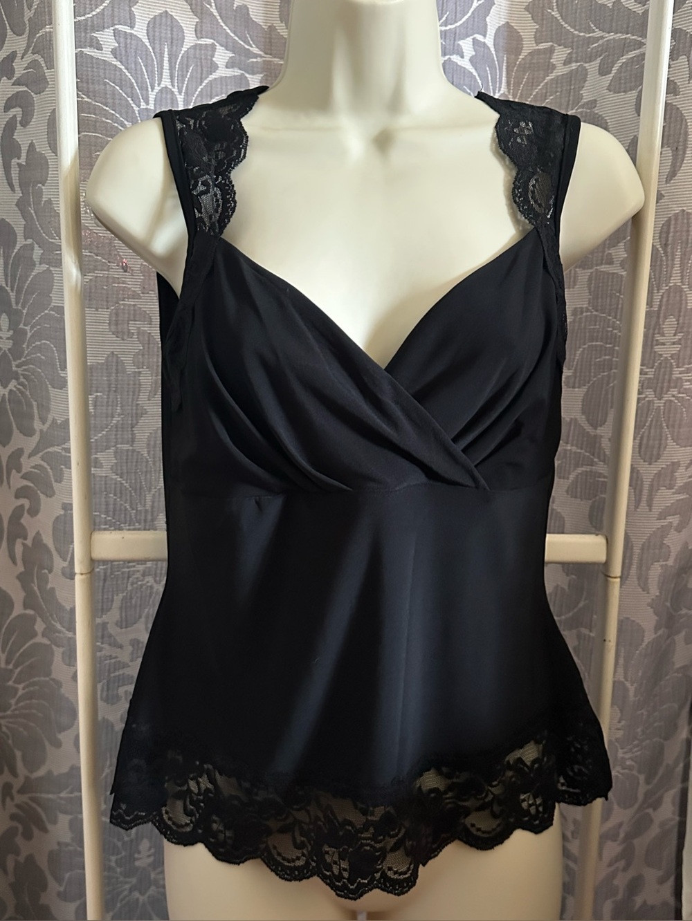 Worthington Black Lace Trim Camisole Top Women's Size M